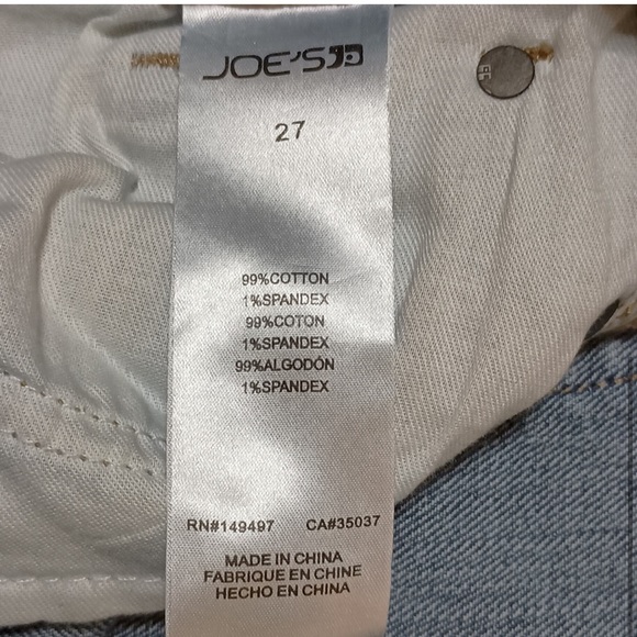 Joes Jeans - Asymmetrical frayed Jean shorts - Picture 5 of 6